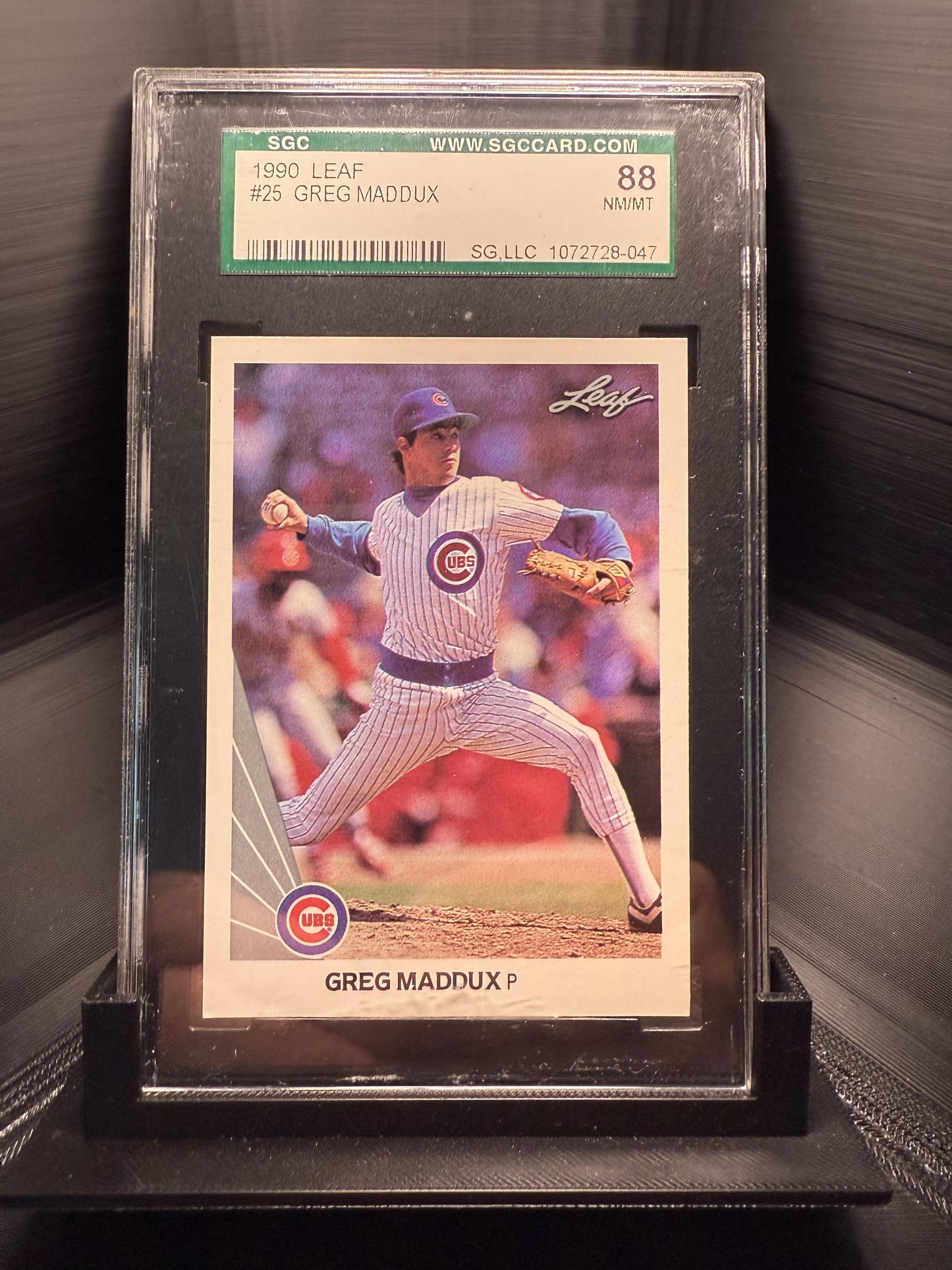 1990 Leaf #25 Greg Maddux SGC 8.5