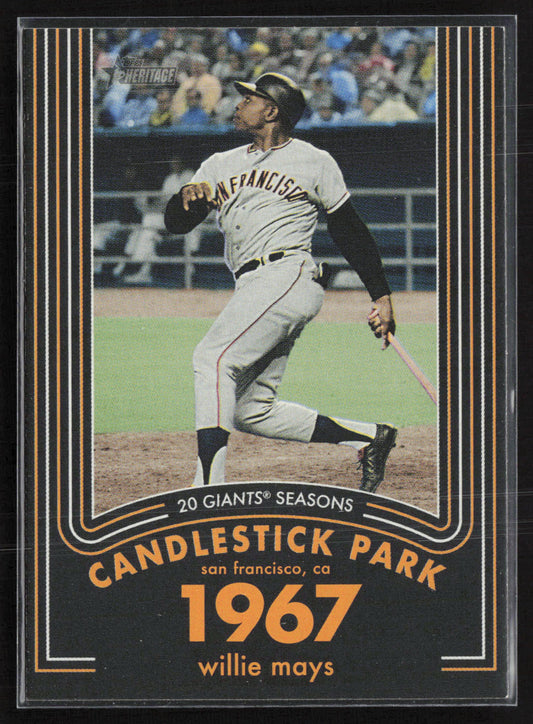 2020 Topps Heritage #16 Willie Mays 20 Giants Seasons