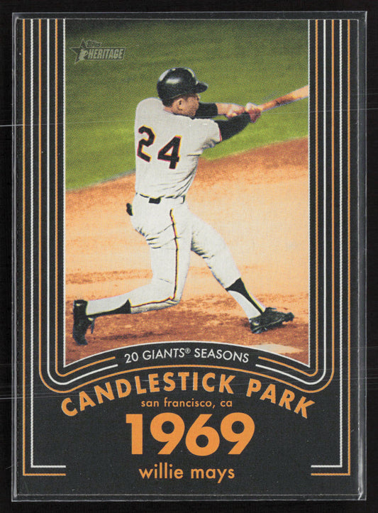 2020 Topps Heritage #17 Willie Mays 20 Giants Seasons
