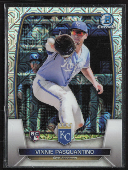 2023 Bowman #37 Vinnie Pasquantino Mojo Refractors