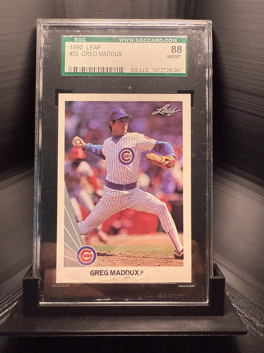 1990 Leaf #25 Greg Maddux SGC 8.5