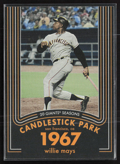2020 Topps Heritage #16 Willie Mays 20 Giants Seasons